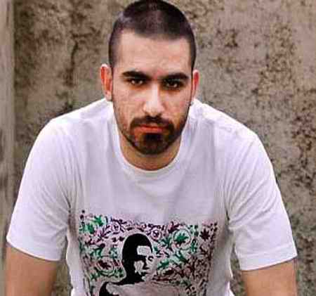 دانلود آهنگ تو خیلی حالیته حالیته حالیته !♫!♭● یه نگا بکن رخی به ما بنما هیچکس